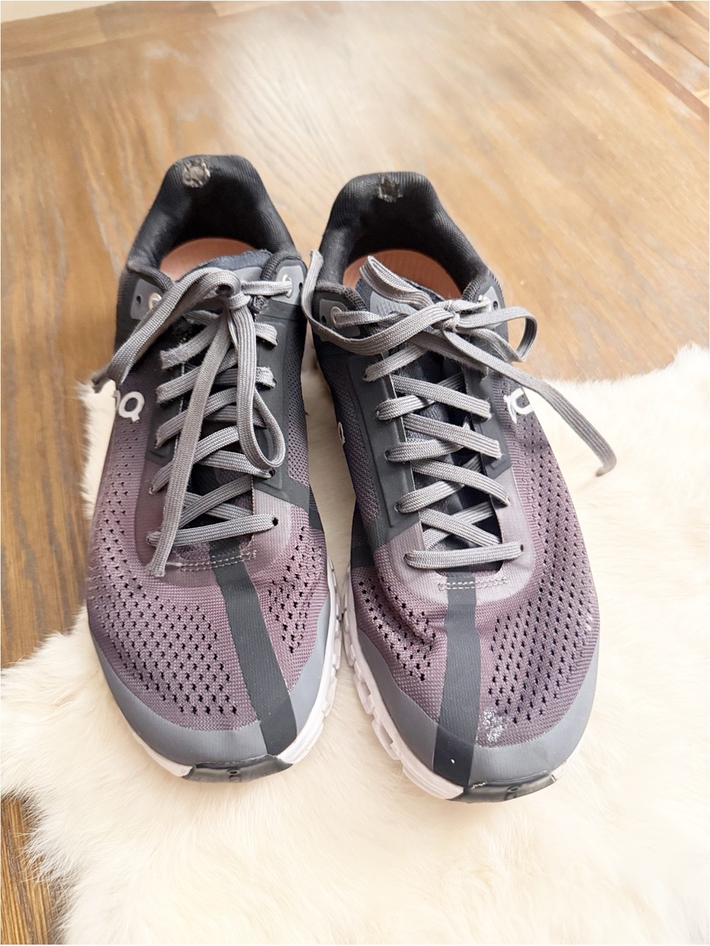 On Cloudflow women size 9W - Picture 2 of 9